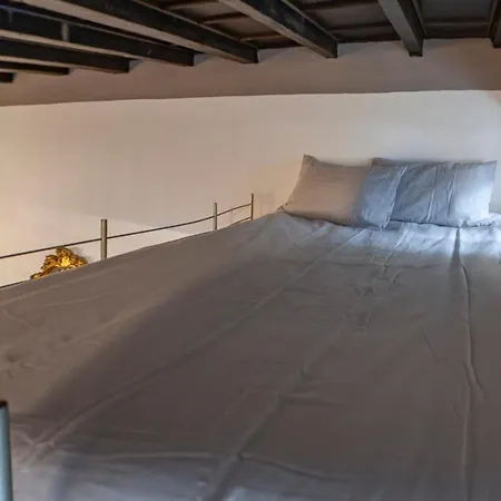 Garibaldi Charme Apartamento Turín